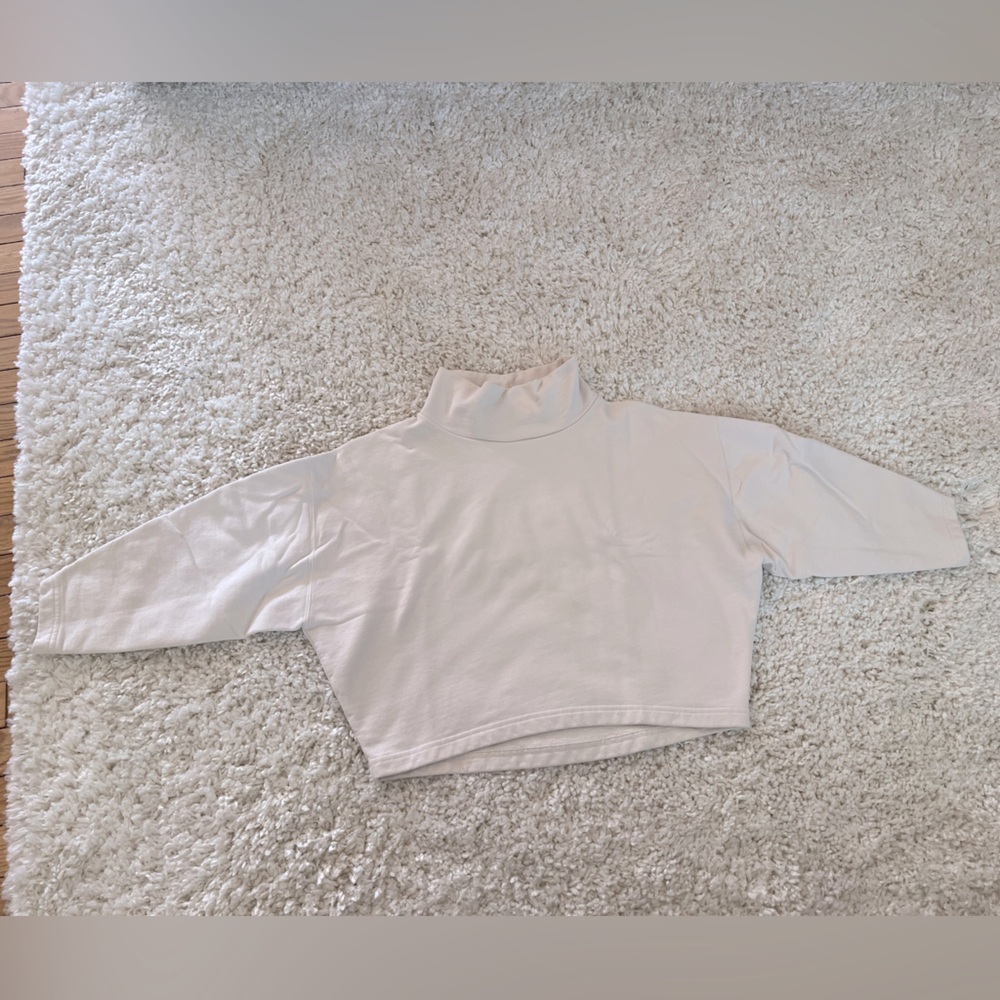 AYR Top